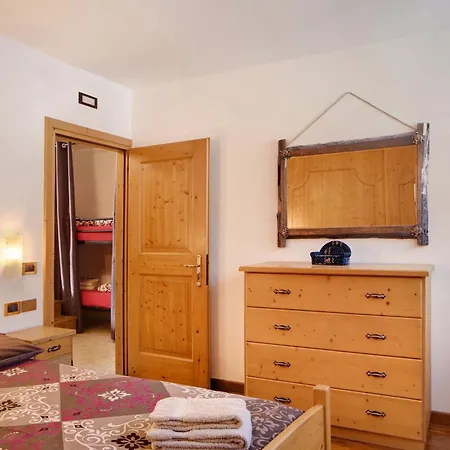 Maffins 1 Apartman *